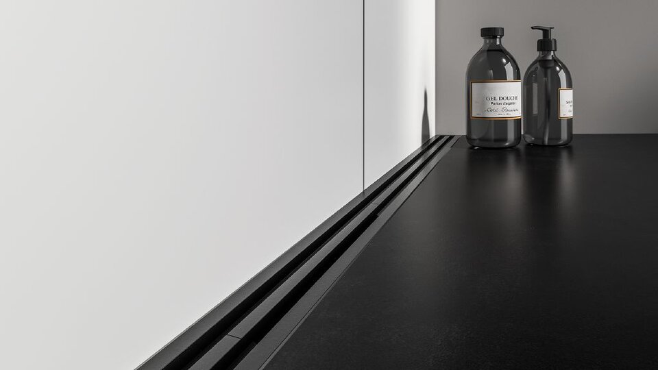 Schlüter®-KERDI-LINE-VARIO MGS Entwässerungsrinne variabel Badezimmer graphit schwarz matt